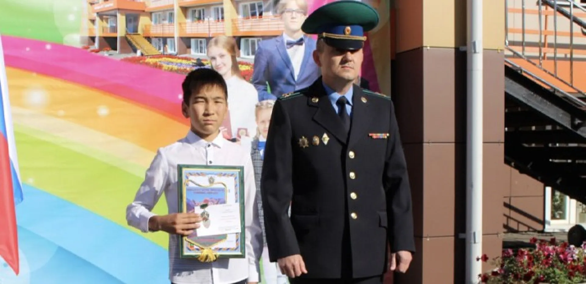 Школьник помог задержать преступника на границе Алтая