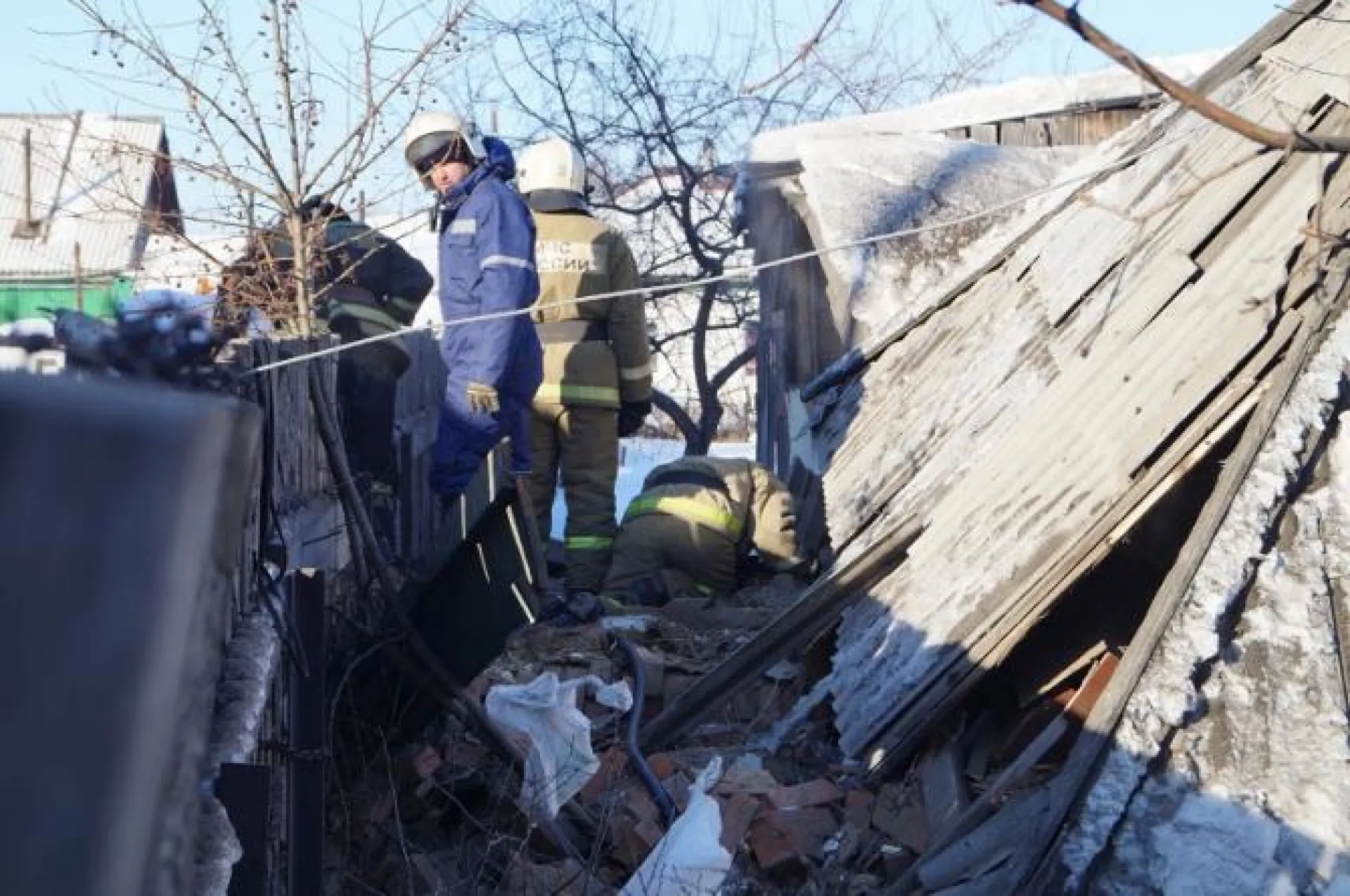 Фото: взрыв произошёл в жилом доме в Алтайском крае