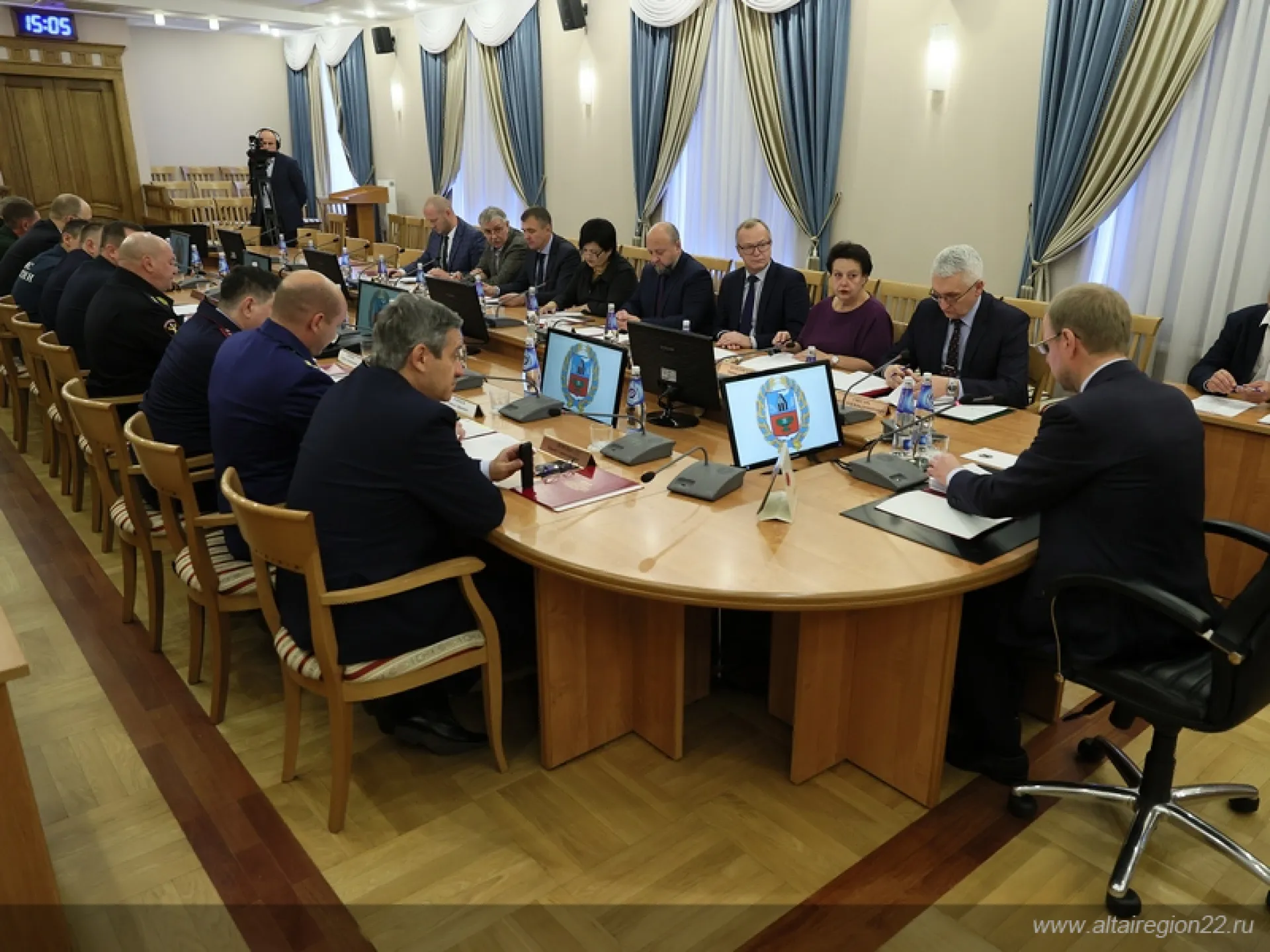 280 миллионов рублей выделили на антитеррористическую защиту образовательных учреждений в 2022 году в Алтайском крае