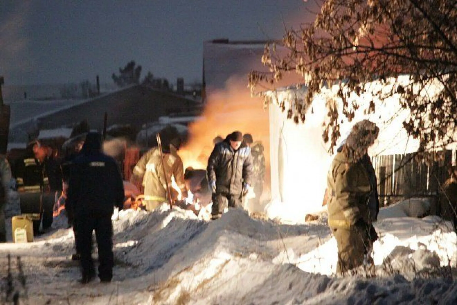 Аварийно-восстановительные работы идут в Немецком районе Аварийно-восстановительные работы идут в Немецком районе