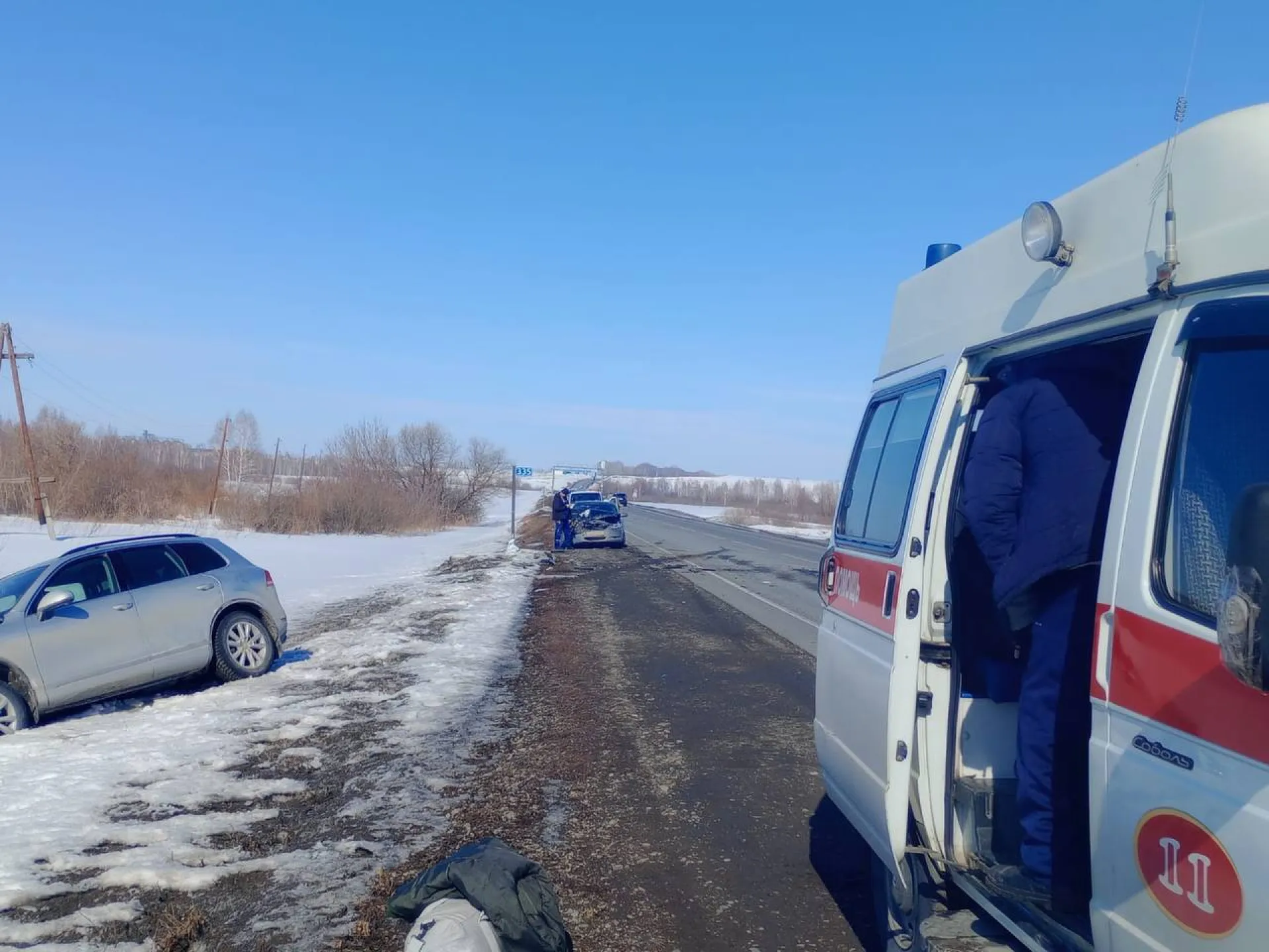 Пять человек пострадали в серьёзном ДТП в Зональном районе