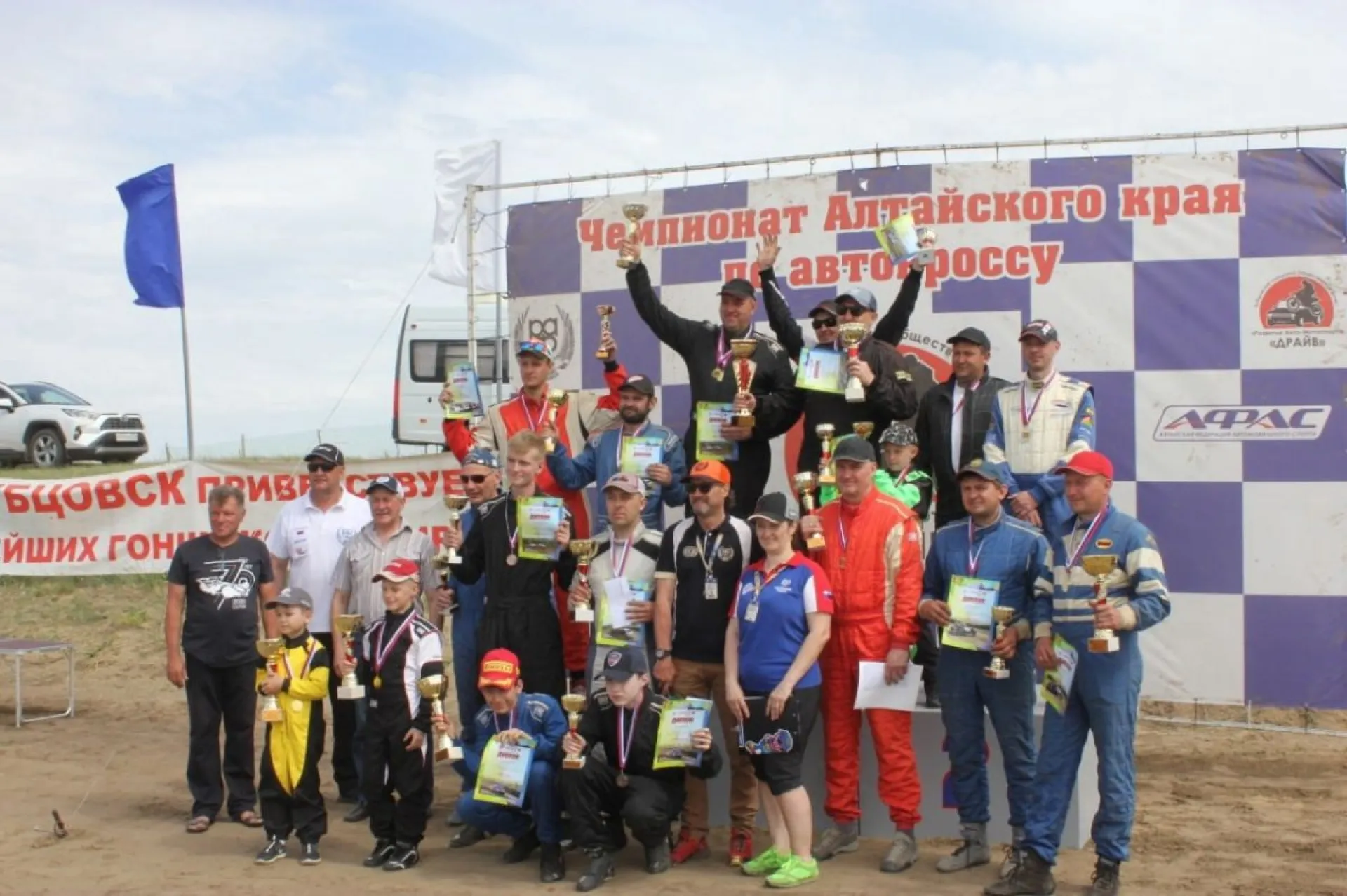 Чемпионат края по автокроссу собрал представителей нескольких сибирских регионов