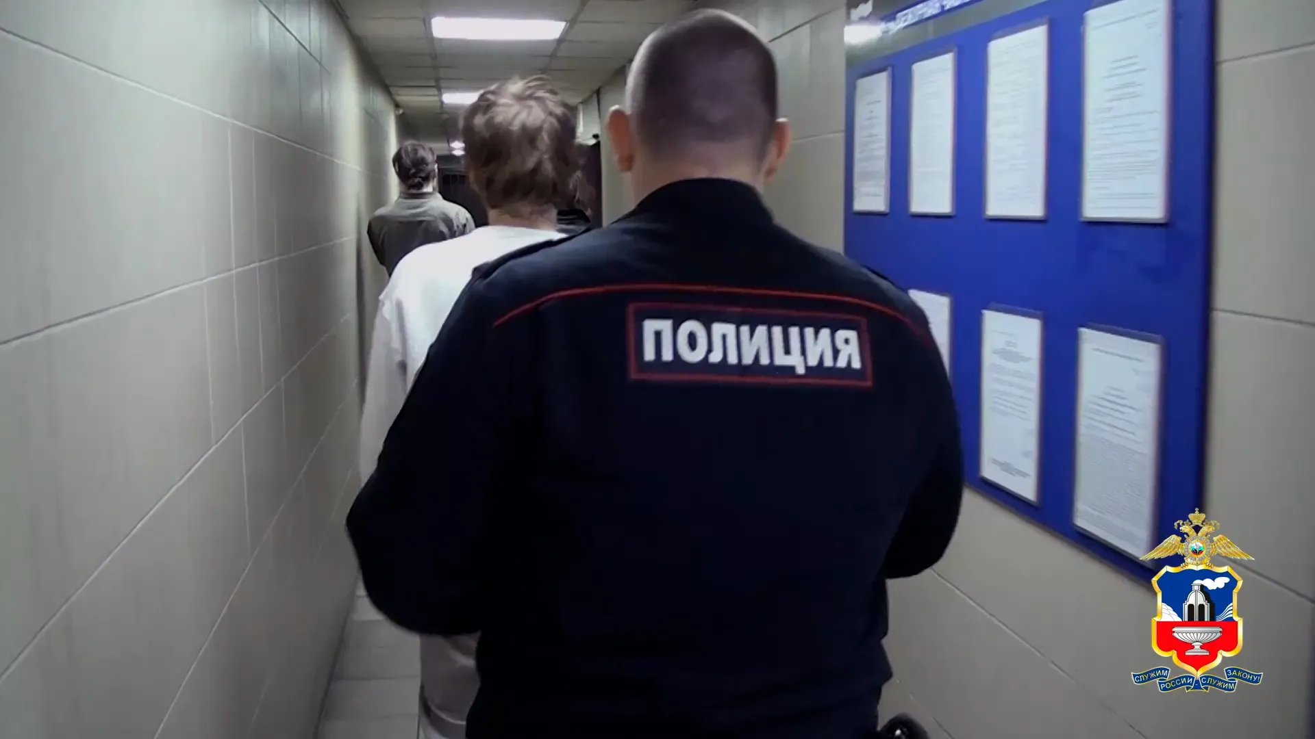 Барнаульских рэперов задержали за сомнительный трек 