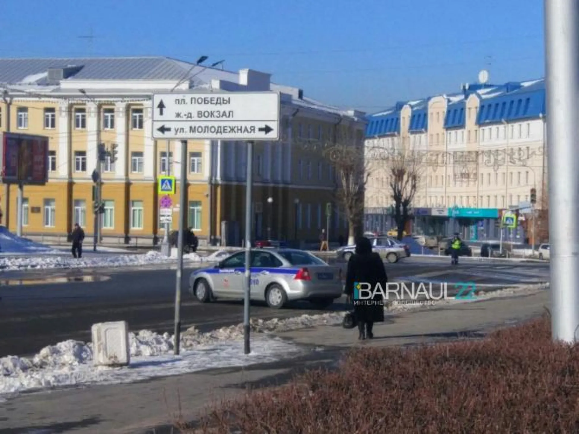 Проспект Социалистический в Барнауле перекрыли из-за коммунальной аварии
