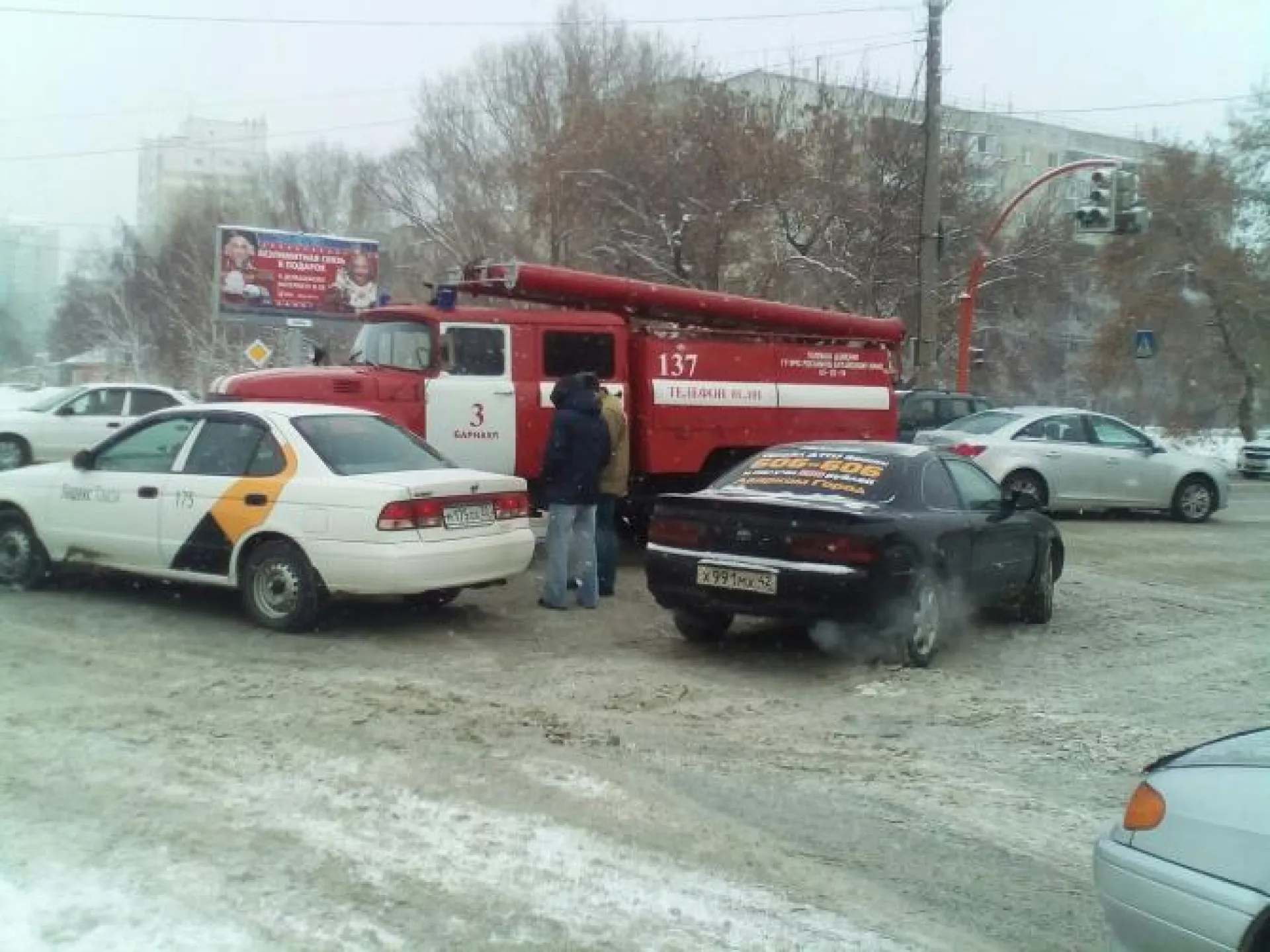ДТП с участием пожарного автомобиля произошло в Барнауле
