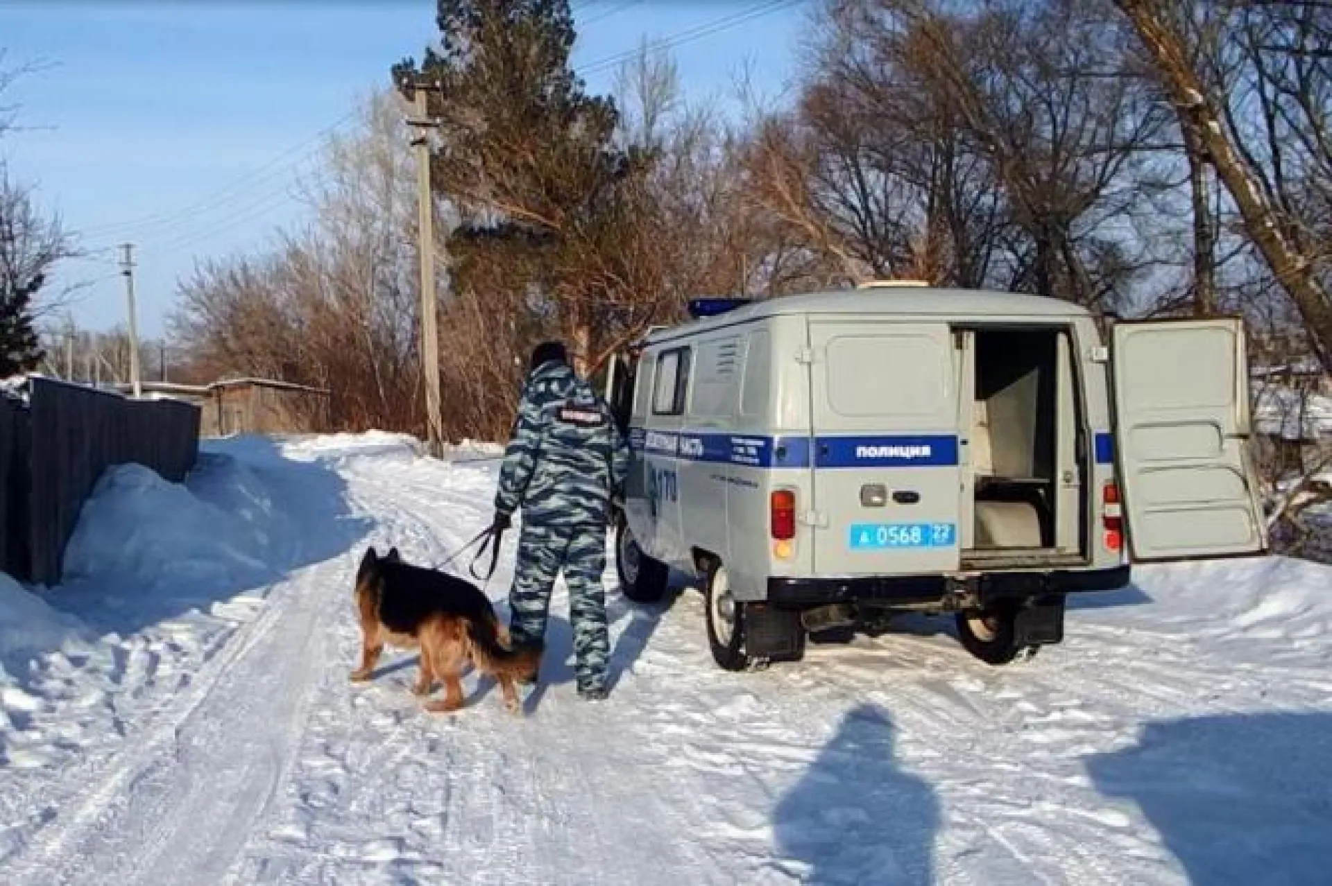 Закрытый магазин одежды дважды ограбили в Алтайском крае Закрытый магазин одежды дважды ограбили в Алтайском крае