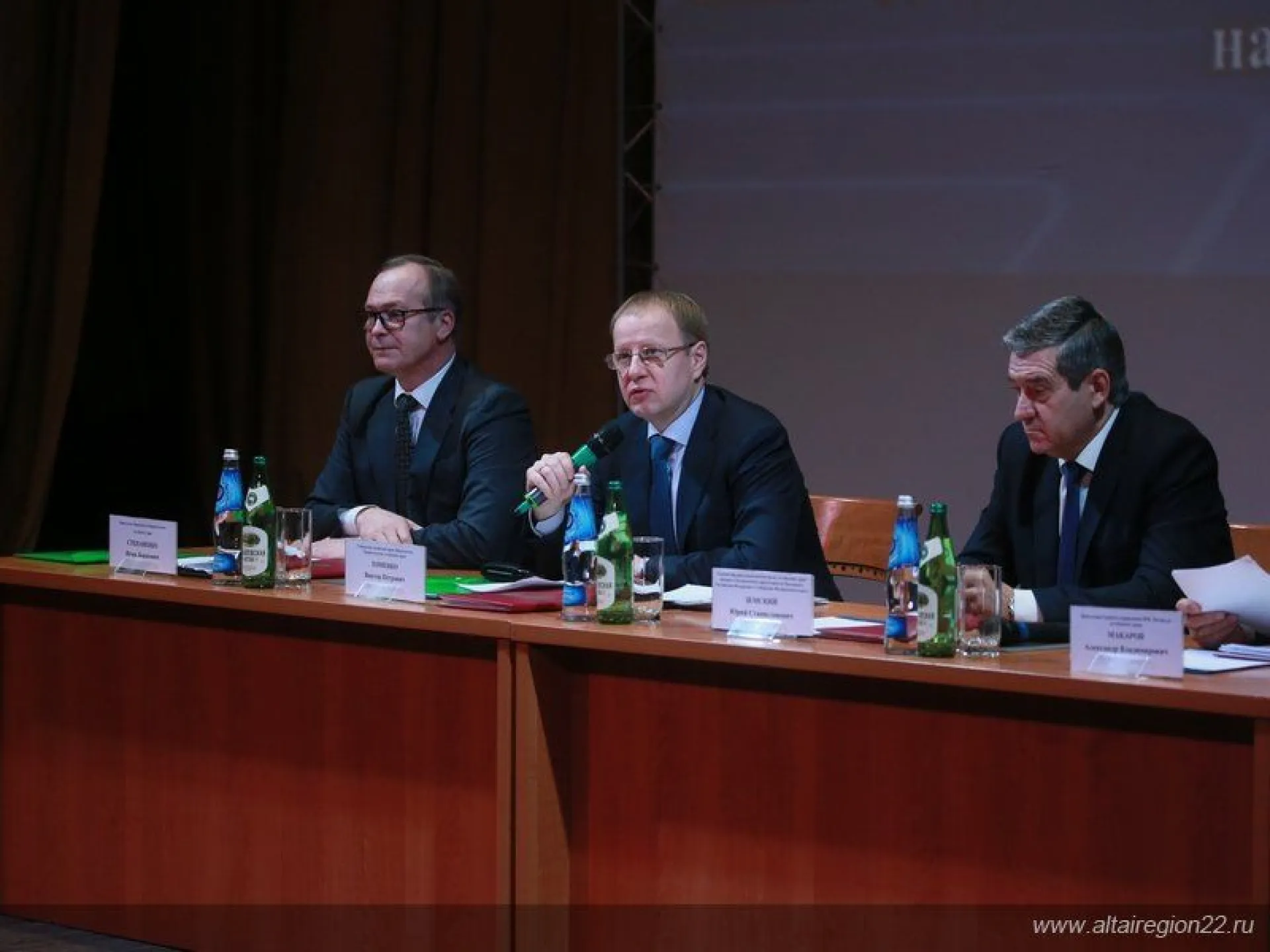 Виктор Томенко принял участие в учебно-методическом сборе по итогам работы Алтайской территориальной подсистемы предупреждения и ликвидации чрезвычайных ситуаций