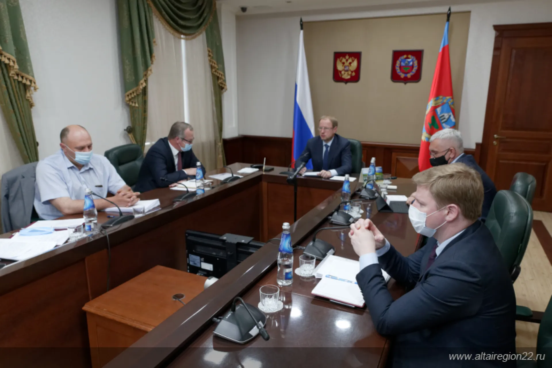 Требования к въезжающим в Алтайский край туристам могут усилить из-за коронавируса Требования к въезжающим в Алтайский край туристам могут усилить из-за коронавируса