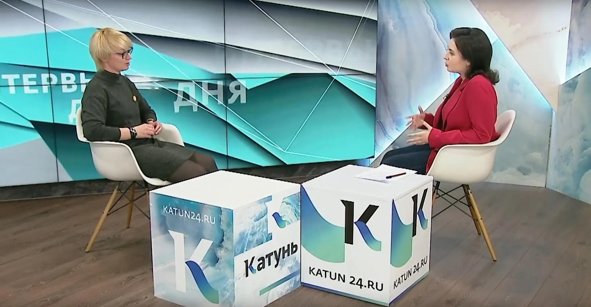 Психолог рассказала, как общаться детям и родителям в период экзаменов и поступления в вузы