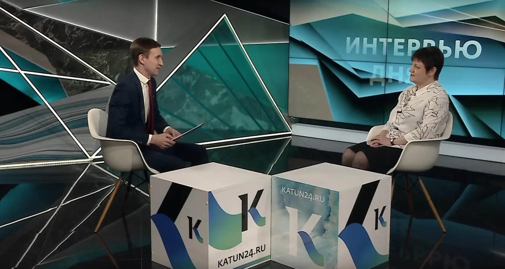 Новое пособие на детей от 8 до 16 лет: кому положены выплаты? Как рассчитать среднедушевой доход?