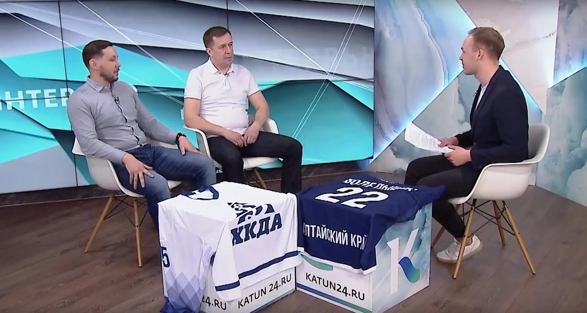 Директор хоккейной команды «Динамо-Алтай» Руслан Чайкин и главный тренер Владислав Хромых: об итогах сезона