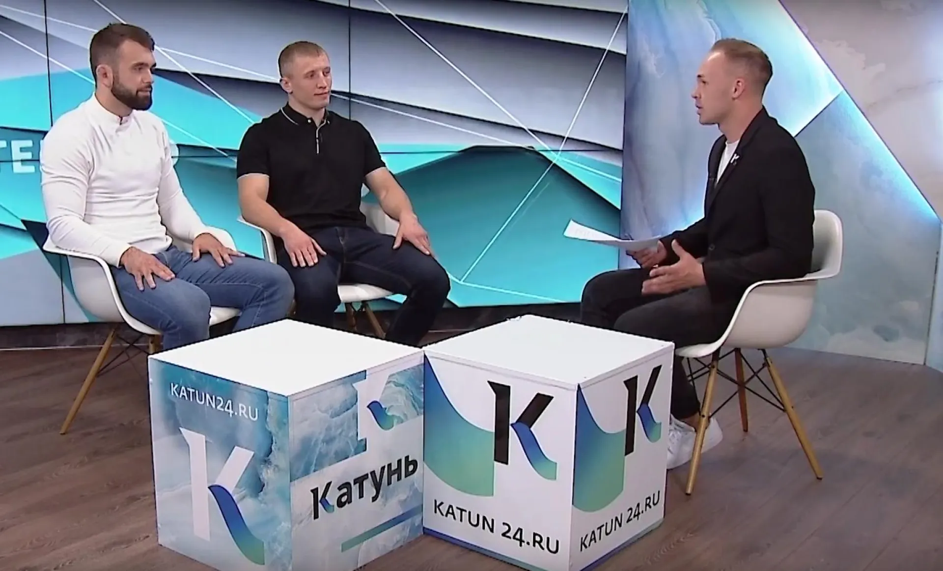 «Интервью дня»: профессиональные бойцы ММА Николай Нестеров и Руслан Габараев