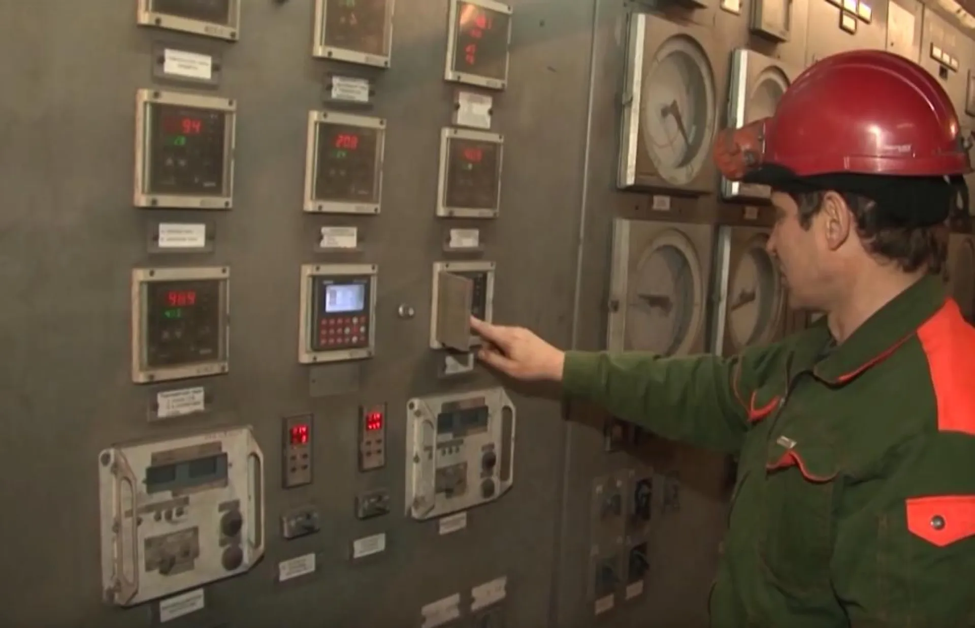 К отопительному сезону в Алтайском крае заготовили угля в полтора раза выше нормативного запаса К отопительному сезону в Алтайском крае заготовили угля в полтора раза выше нормативного запаса