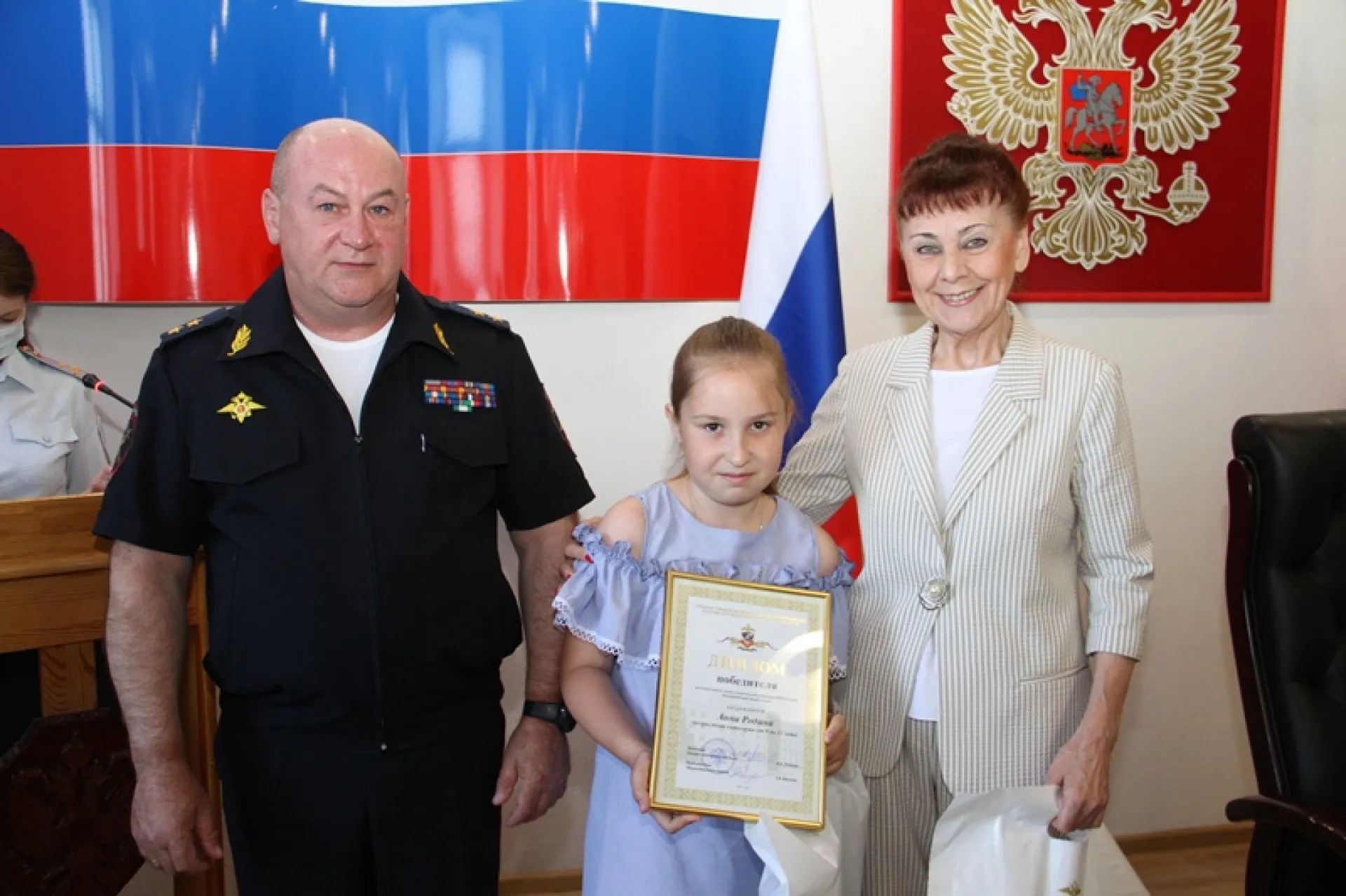 Участников регионального конкурса «Полицейский Дядя Стёпа» наградили в Алтайском крае Участников регионального конкурса «Полицейский Дядя Стёпа» наградили в Алтайском крае