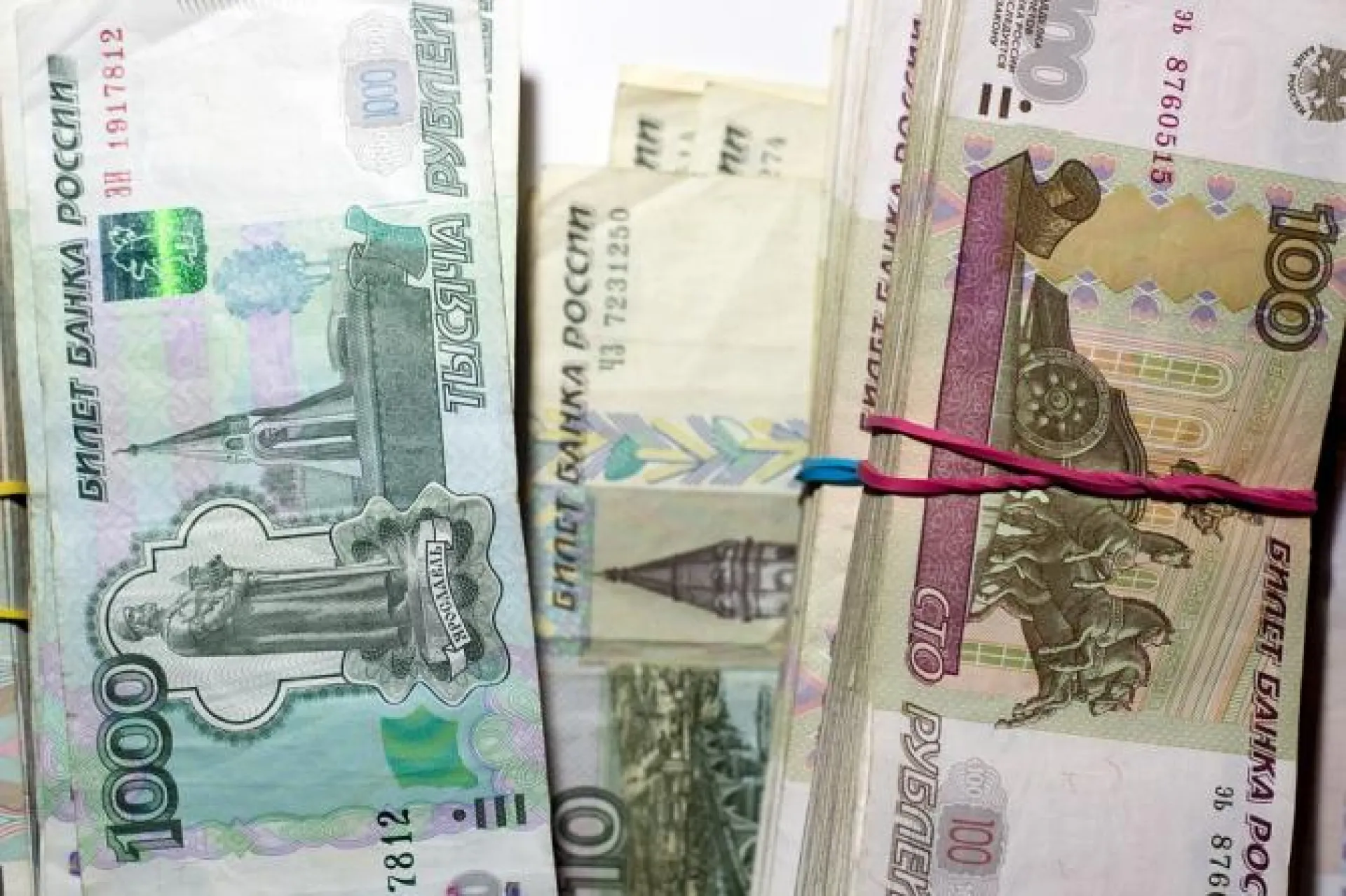 Более 100 семей Алтайского края подали заявления для назначения выплаты на первенца