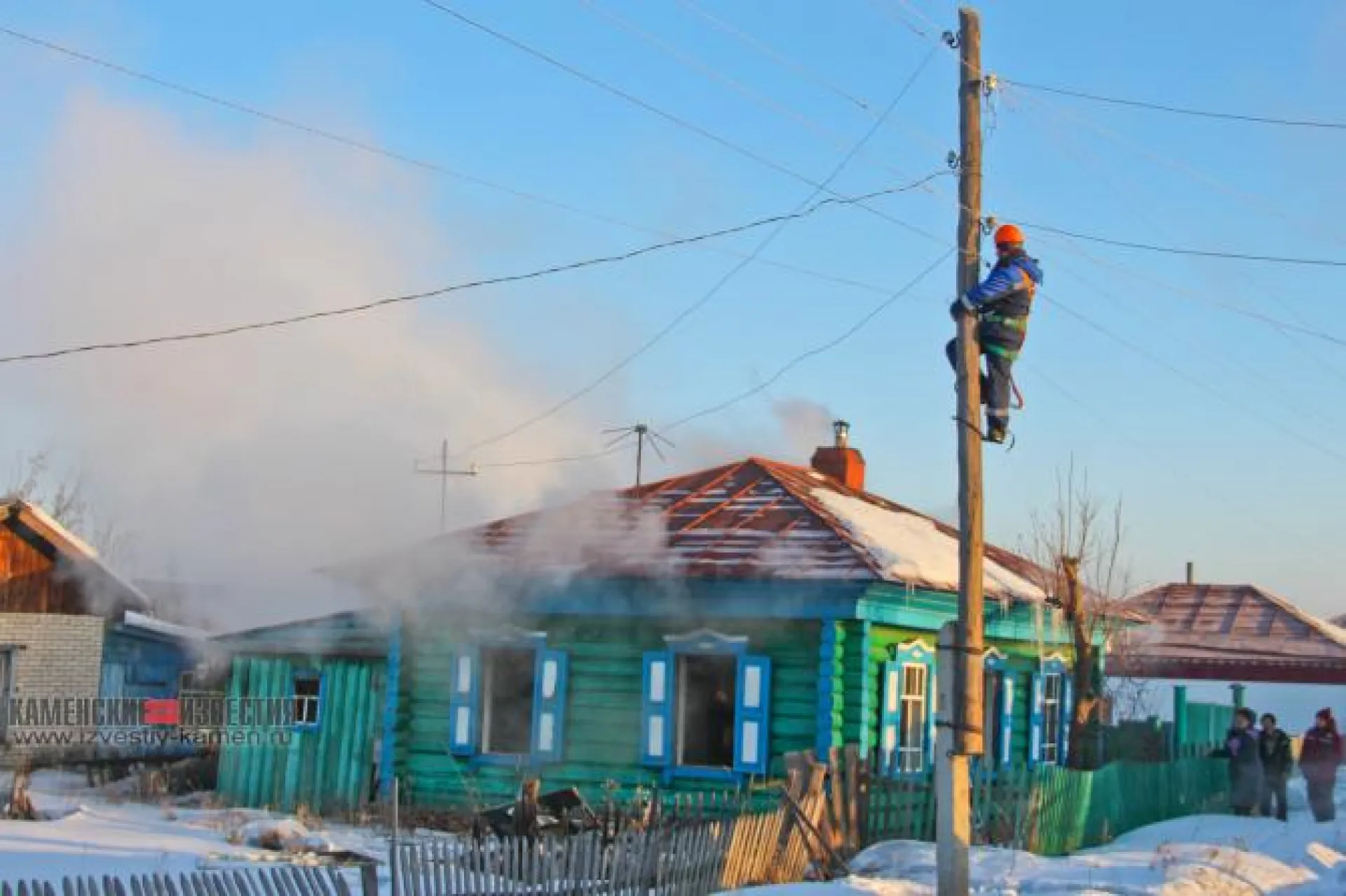 Пожилая женщина погибла во время пожара в Алтайском крае