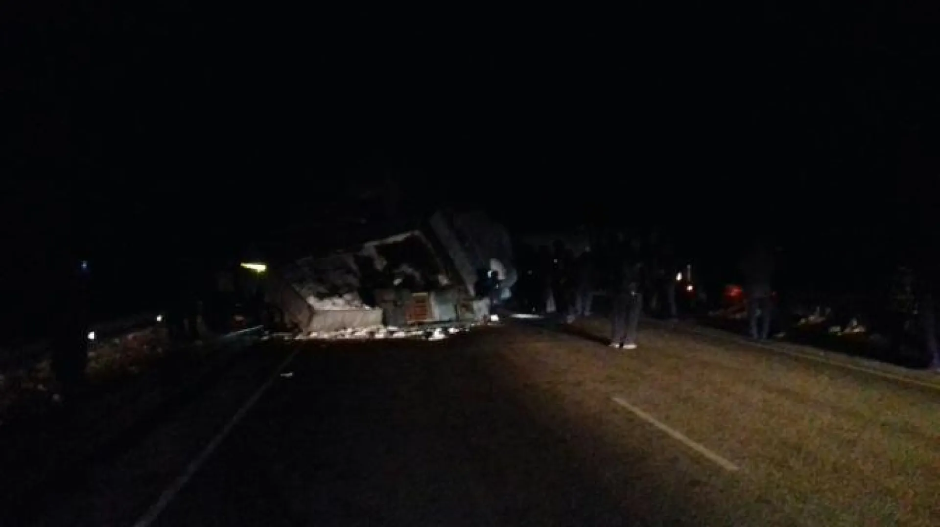 Авария с участием двух грузовиков произошла в Алтайском крае Авария с участием двух грузовиков произошла в Алтайском крае