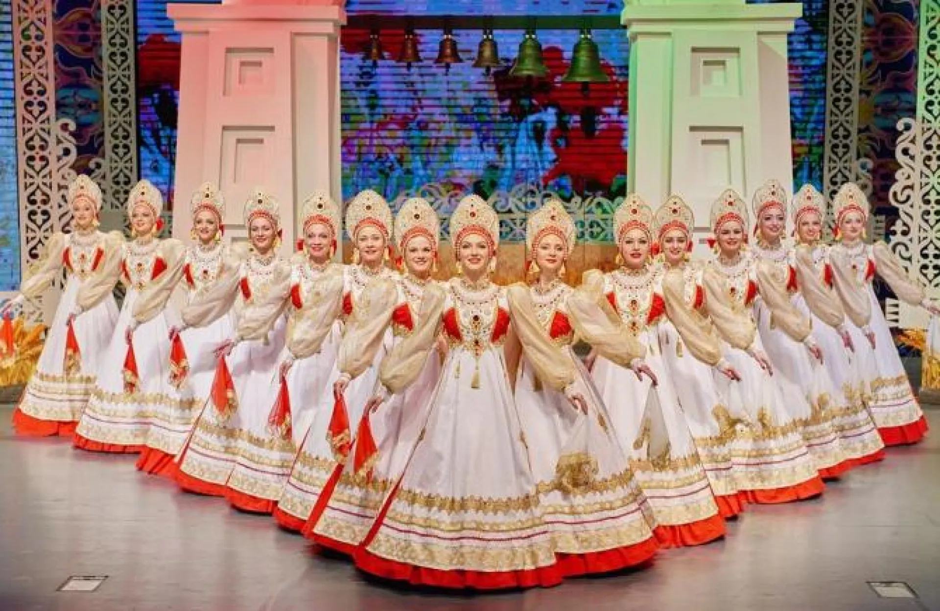 Праздник русского танца «Сибирский разгуляй» пройдет в Барнауле Праздник русского танца «Сибирский разгуляй» пройдет в Барнауле