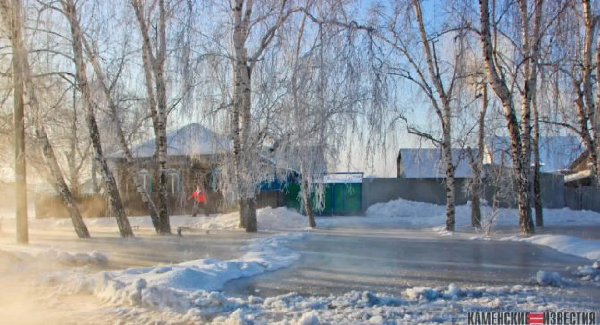 Порыв водопровода произошел в трех районах Камня-на-Оби
