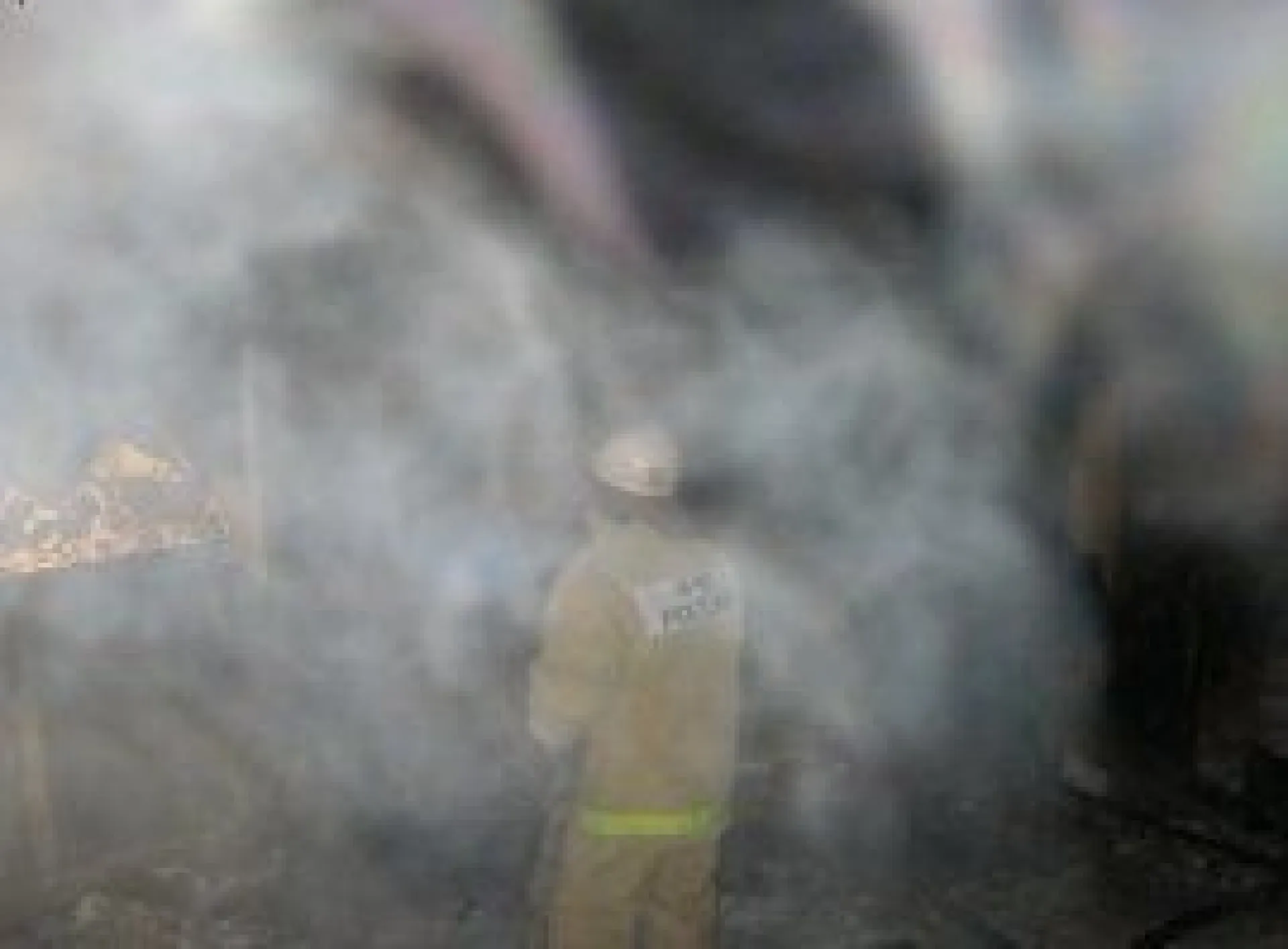 Двухквартирный жилой дом сгорел в Алтайском крае Двухквартирный жилой дом сгорел в Алтайском крае