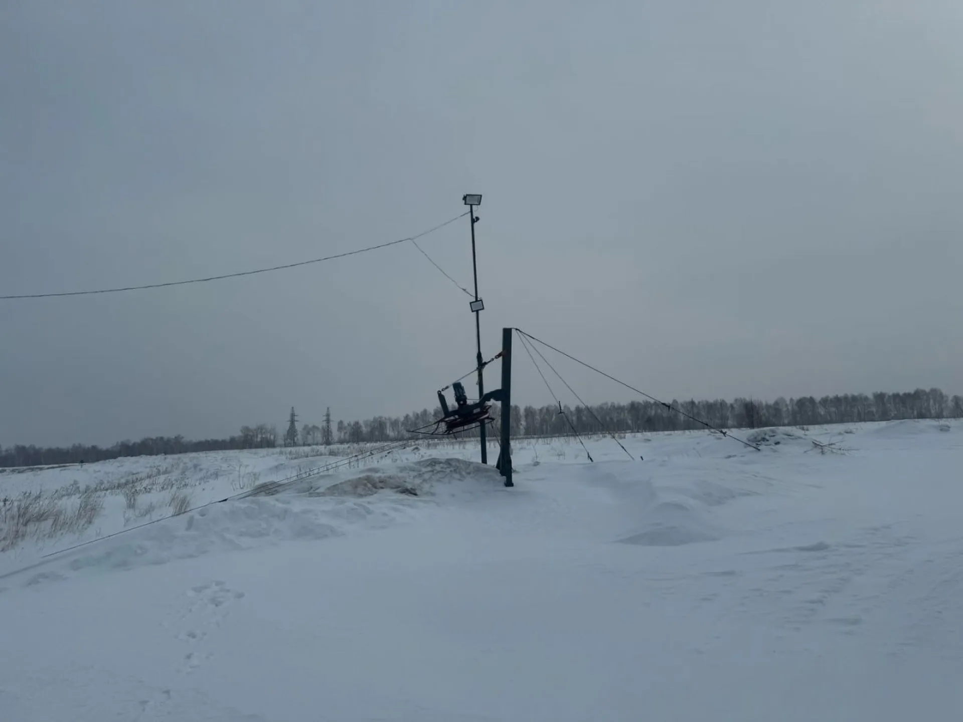 Ребенок получил серьезный перелом после катания на склоне в Заринске