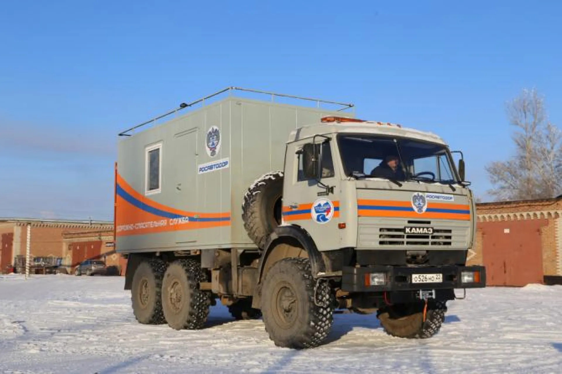 Федеральные дороги Алтайского края круглосуточно патрулируют из-за морозов