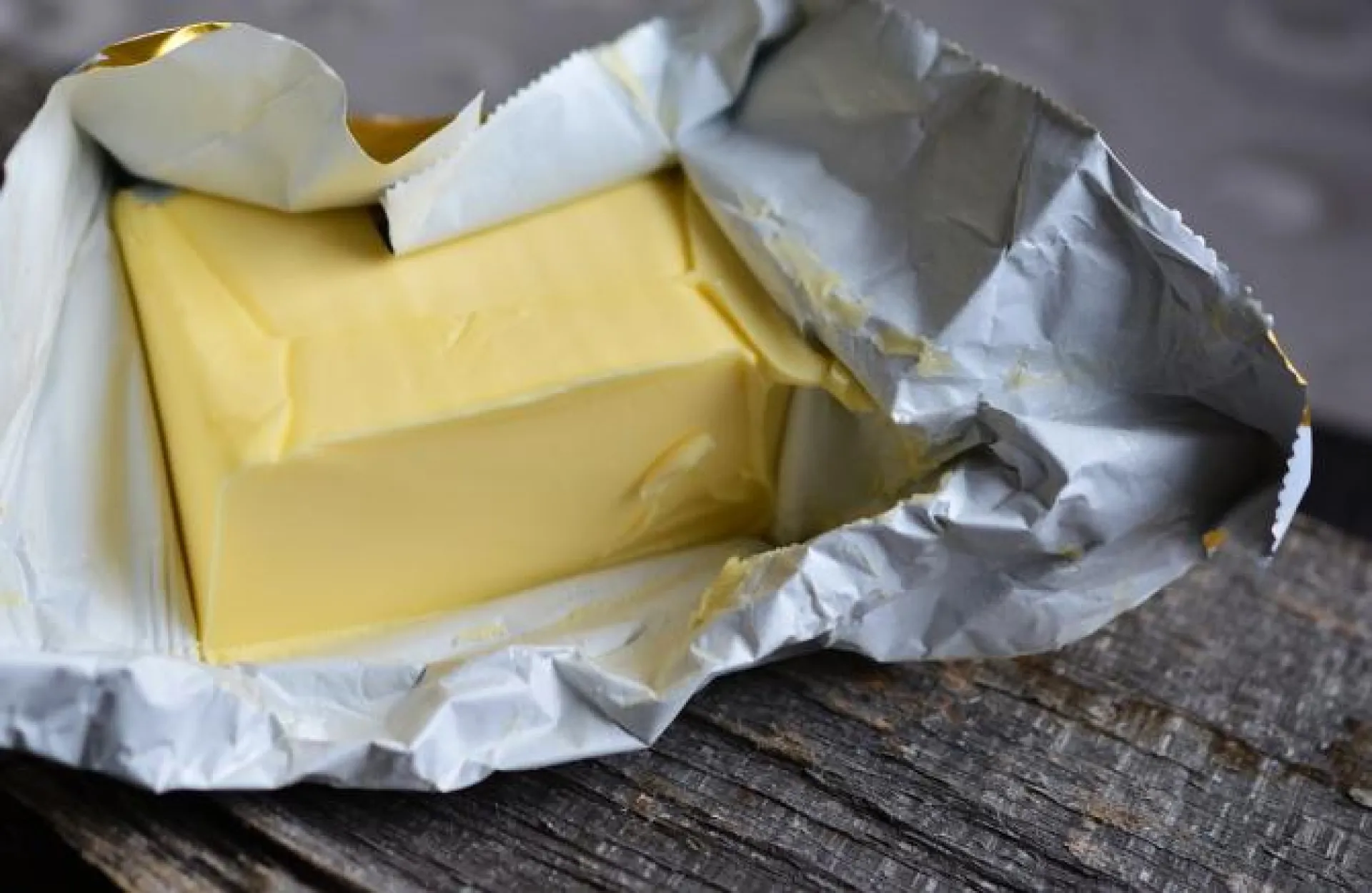 Некачественные продукты конфисковали из оборота в Алтайском крае