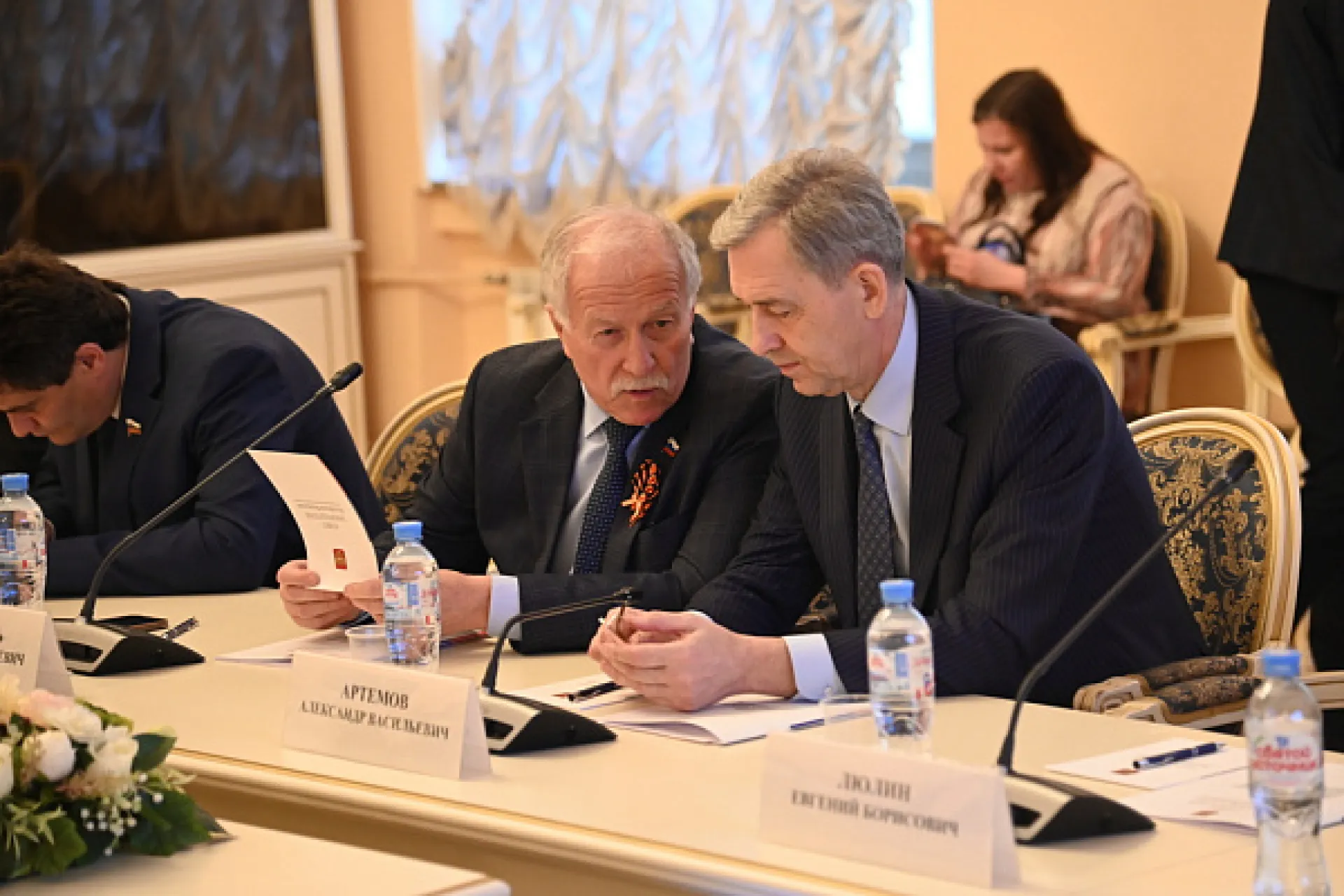 Председатель парламента Алтайского края провел заседание в Санкт-Петербурге 