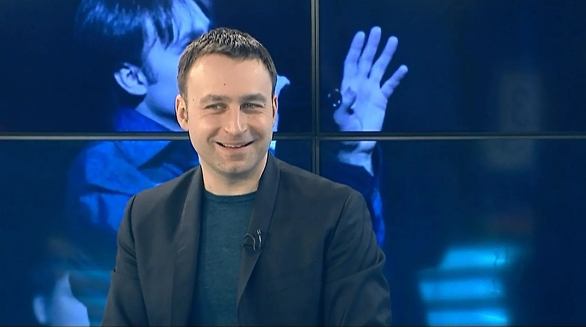 «Интервью дня» - певец-баритон Владислав Косарев	