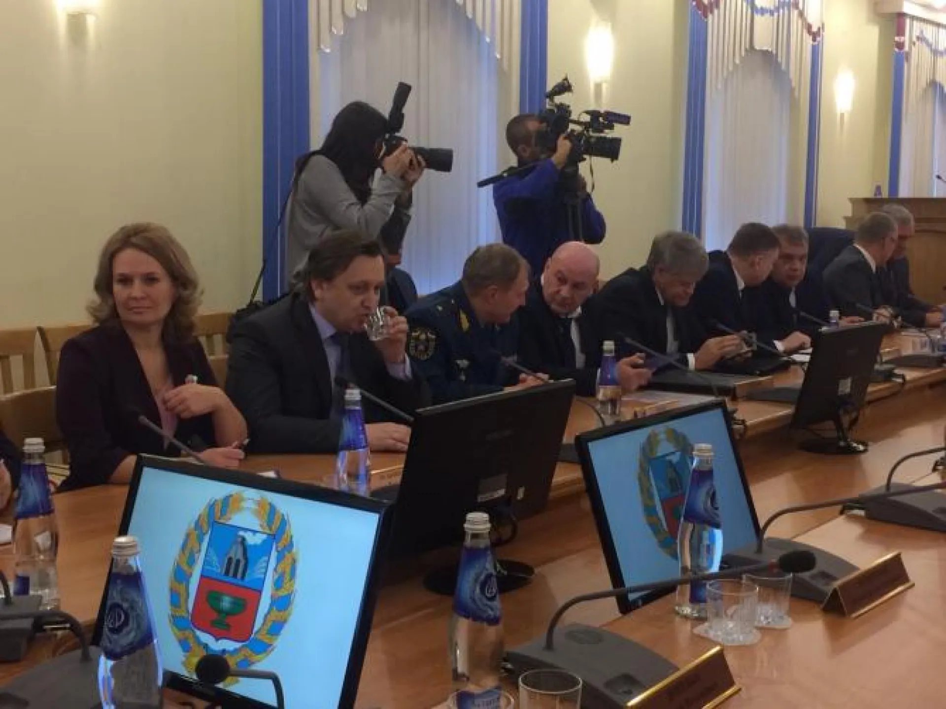 Виктор Томенко озвучил состав обновлённого правительства Алтайского края Виктор Томенко озвучил состав обновлённого правительства Алтайского края