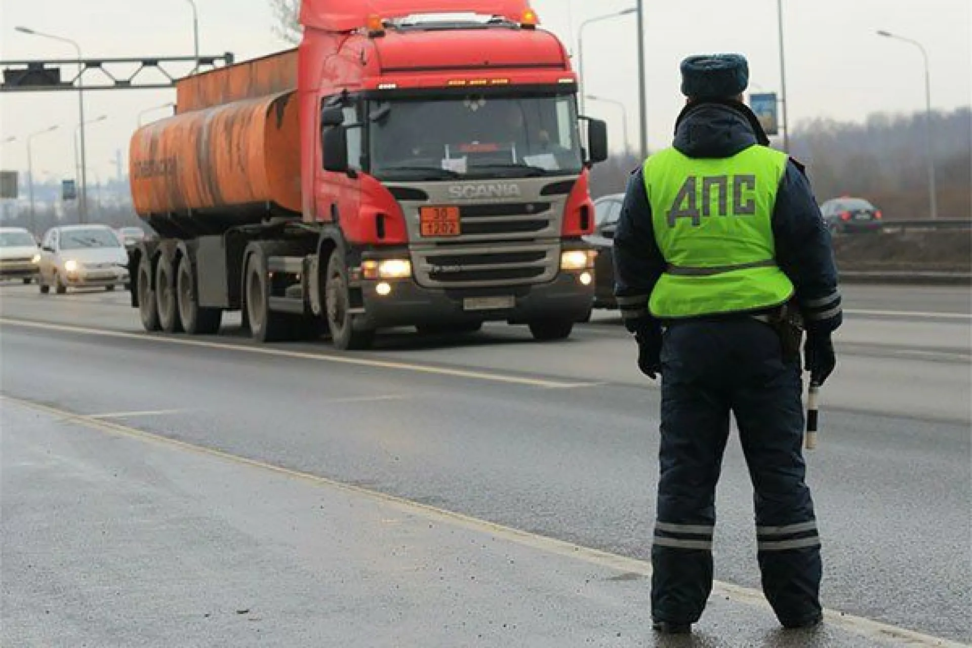 Более 30 актов о наложении ареста на имущество составила Госавтоинспекция Барнаула