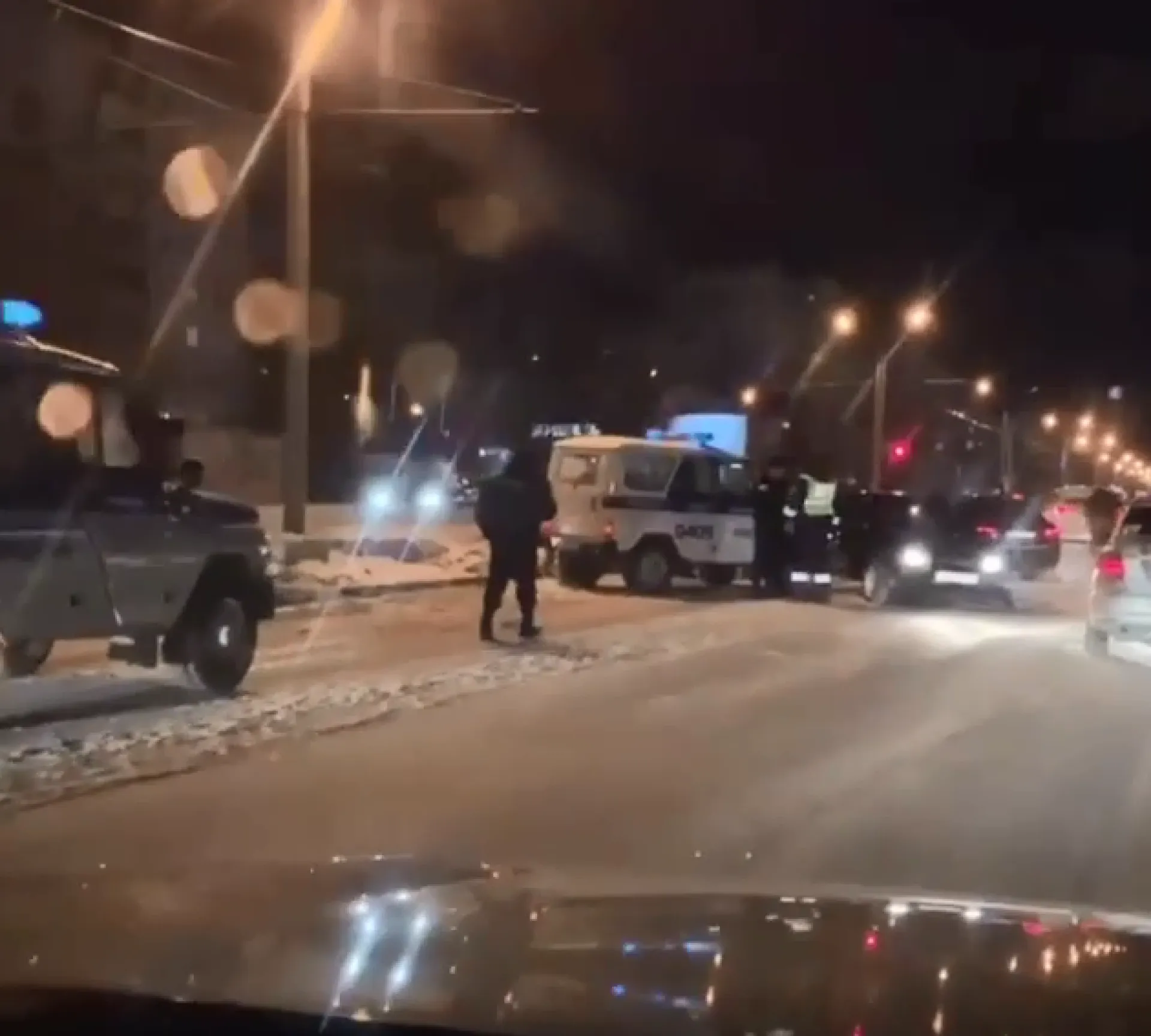 Видео: полицейские устроили погоню за нарушителем в Барнауле