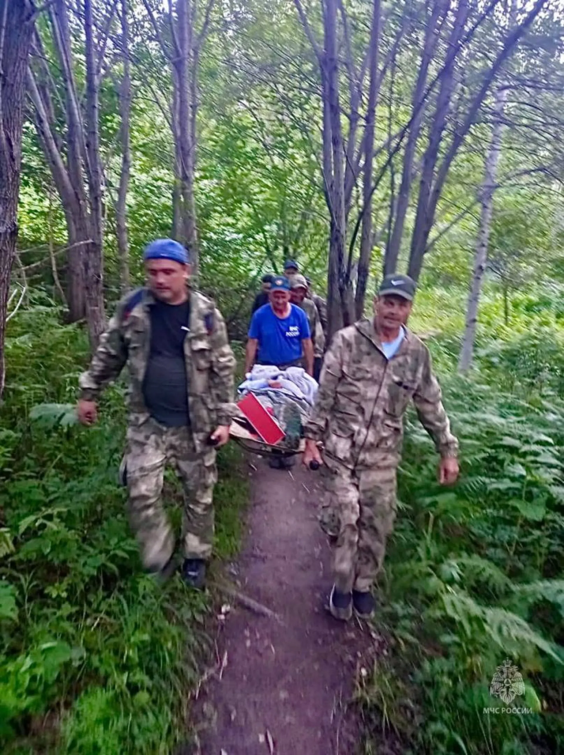 Туристка получила травму при восхождении на гору в Курьинском районе