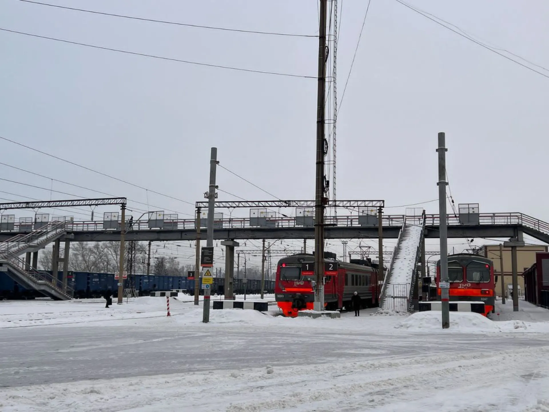 Нетрезвый пассажир попал под колеса поезда в Барнауле