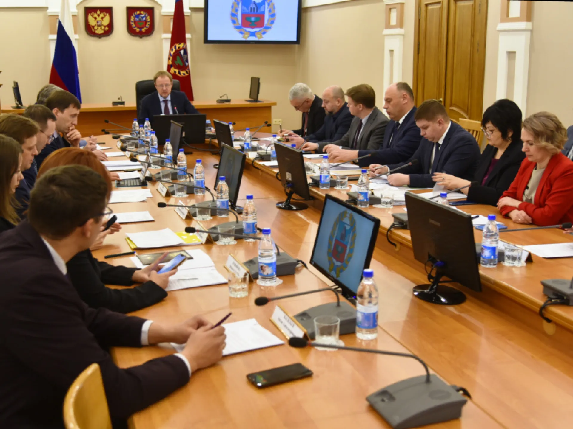 Поправки в закон о бюджете Алтайского края внесены в АКЗС