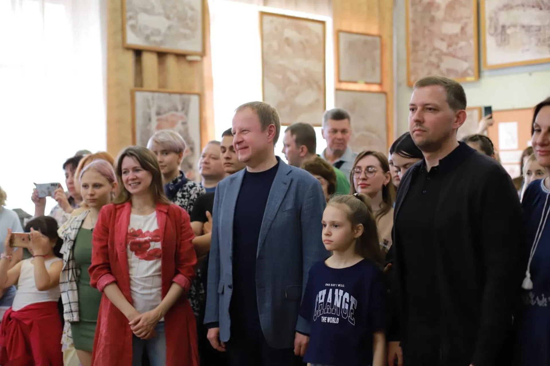 Губернатор Виктор Томенко принял участие в «Ночи музеев» в Бийске 