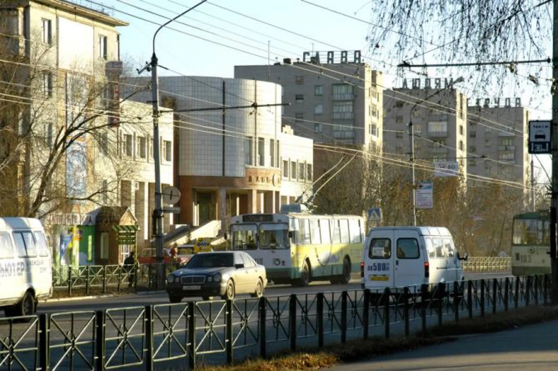 Молодой человек потратил свыше 100 тысяч украденных рублей за одну ночь в Рубцовске 
