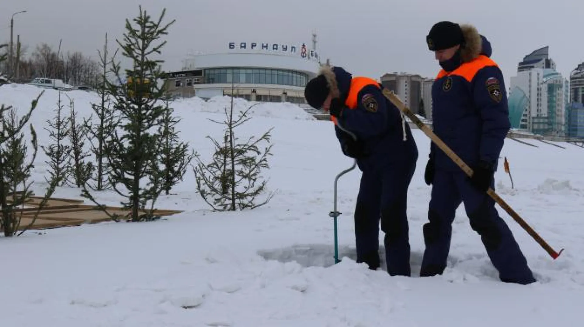 МЧС проверило на безопасность купели в Барнауле