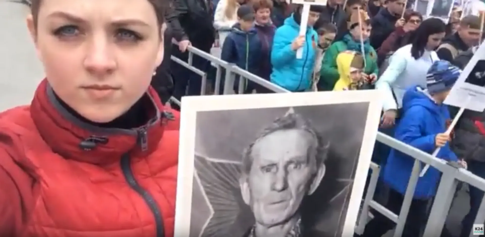 Тысячи барнаульцев встали в строй «Бессмертного полка»