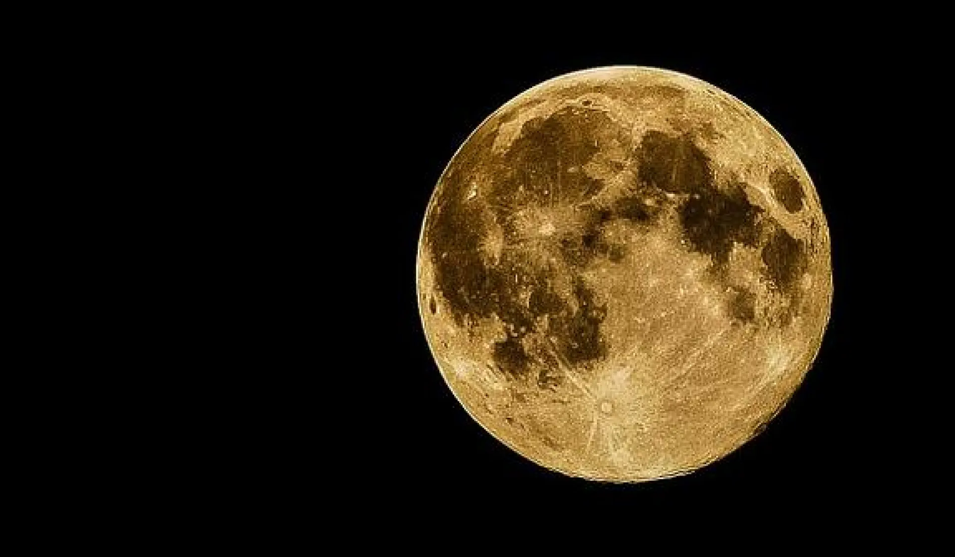 Суперлуние смогут увидеть жители Алтайского края