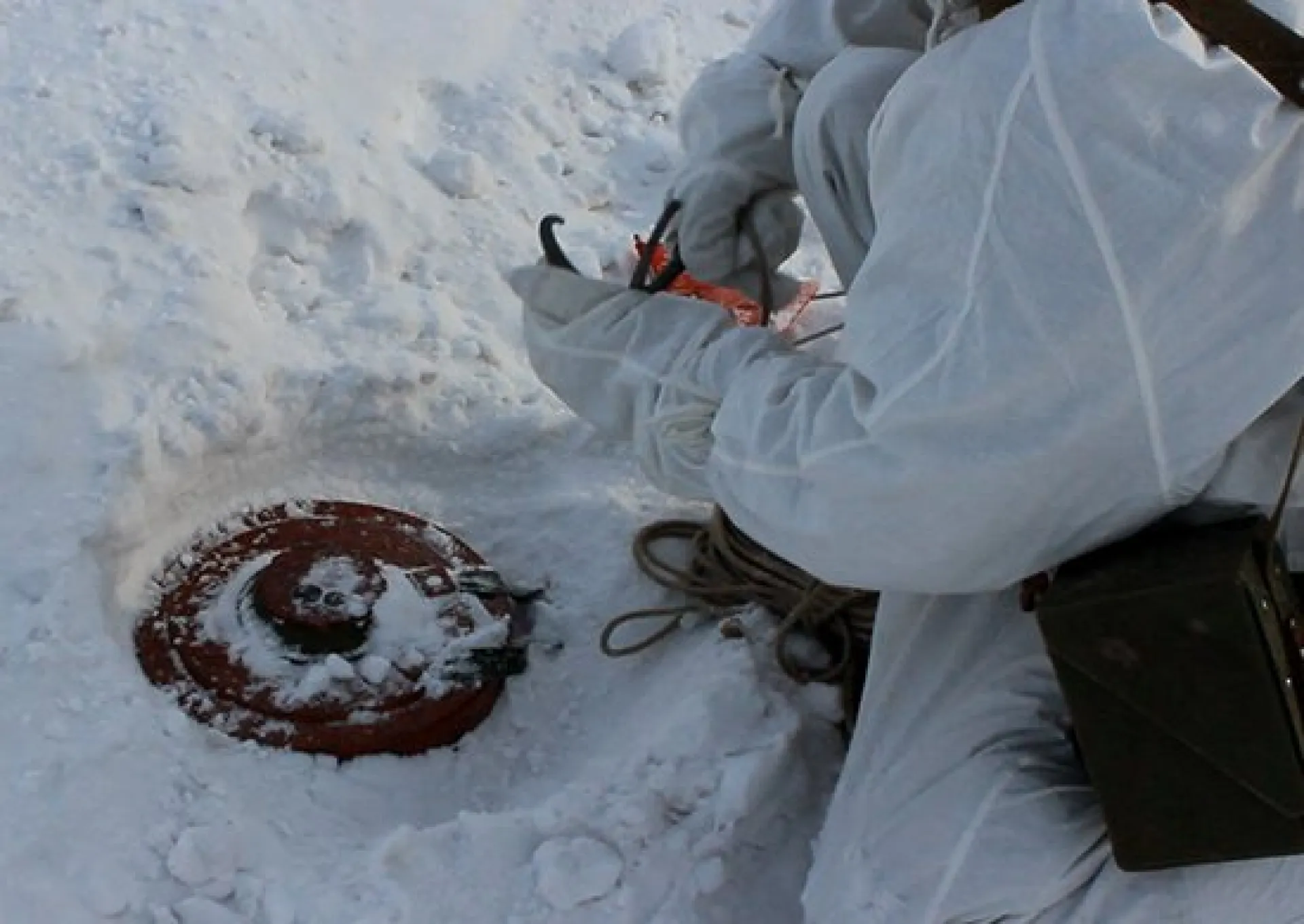 Саперы из Алтайского края обезвредили неизвлекаемые мины Саперы из Алтайского края обезвредили неизвлекаемые мины