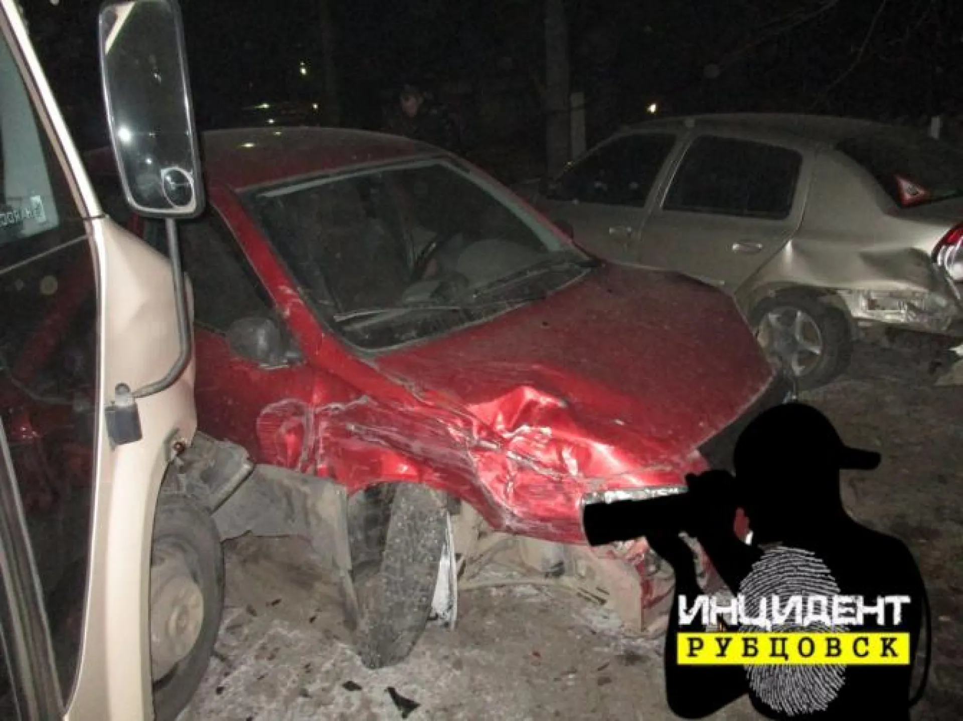 ДТП с участием маршрутки и трёх автомобилей произошло в Рубцовске