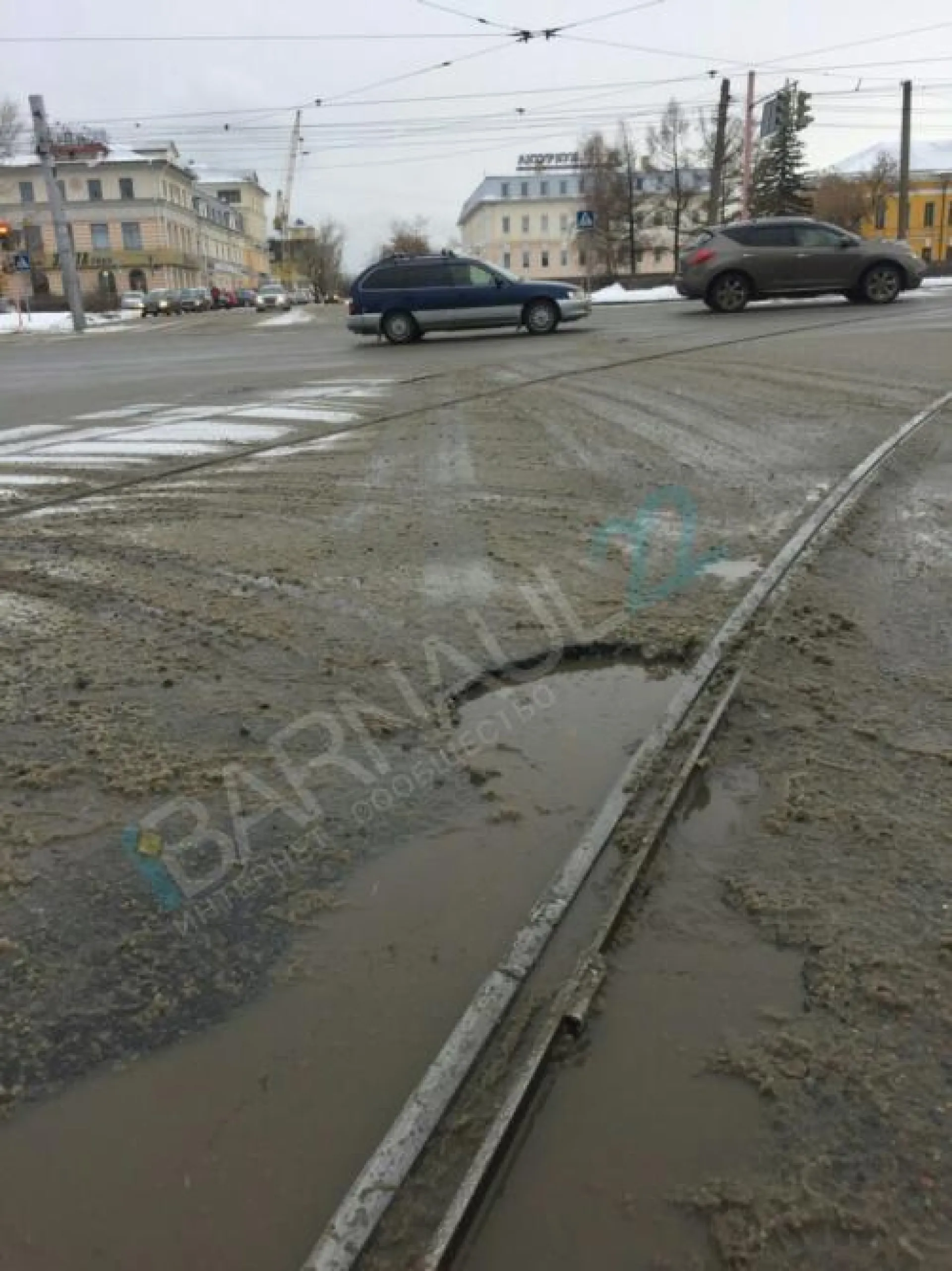 Барнаульцы рассказали об опасной яме на дороге Барнаульцы рассказали об опасной яме на дороге