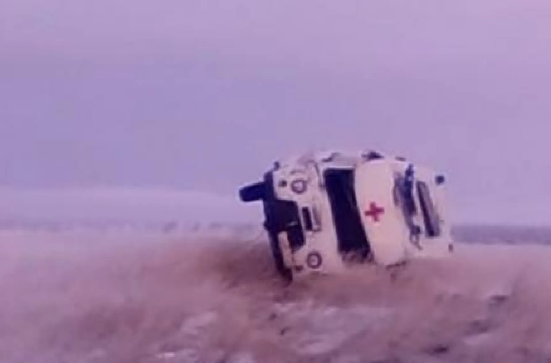 Стали известны подробности о перевернувшейся на трассе скорой помощи в Алтайском крае Стали известны подробности о перевернувшейся на трассе скорой помощи в Алтайском крае