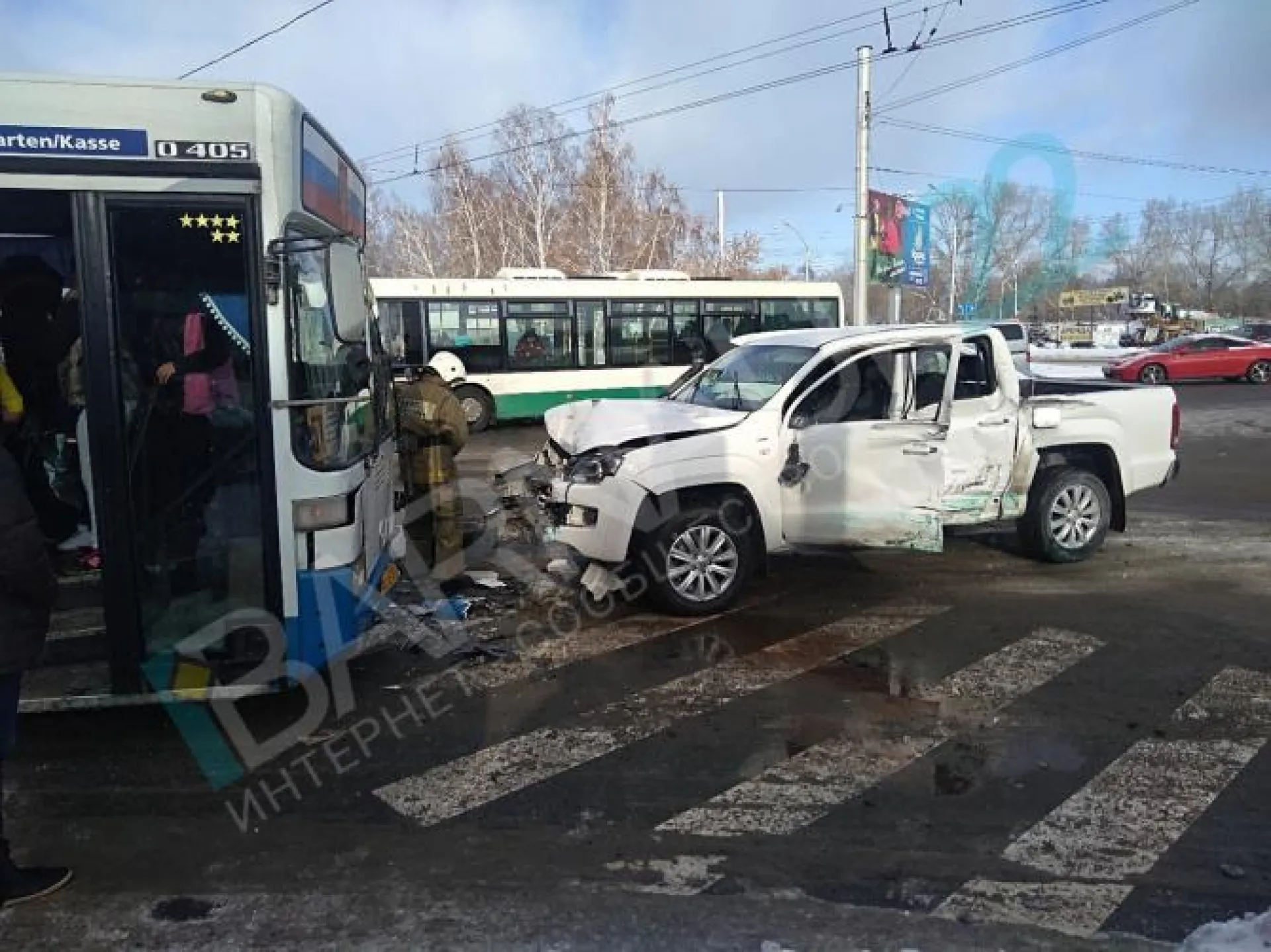 ДТП с участием двух пассажирских автобусов произошло в центре Барнаула ДТП с участием двух пассажирских автобусов произошло в центре Барнаула