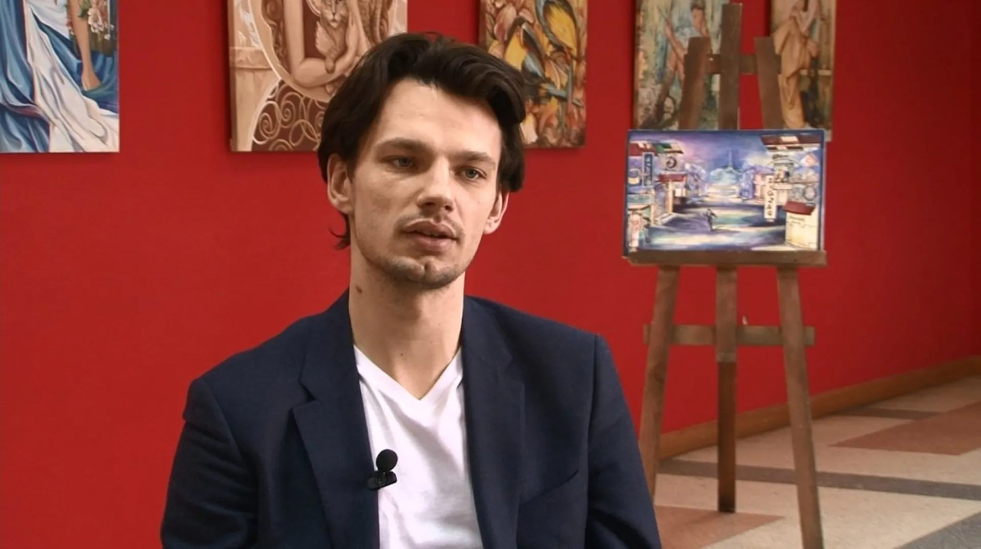 «Персона»: ведущий солист Московской оперетты Павел Иванов