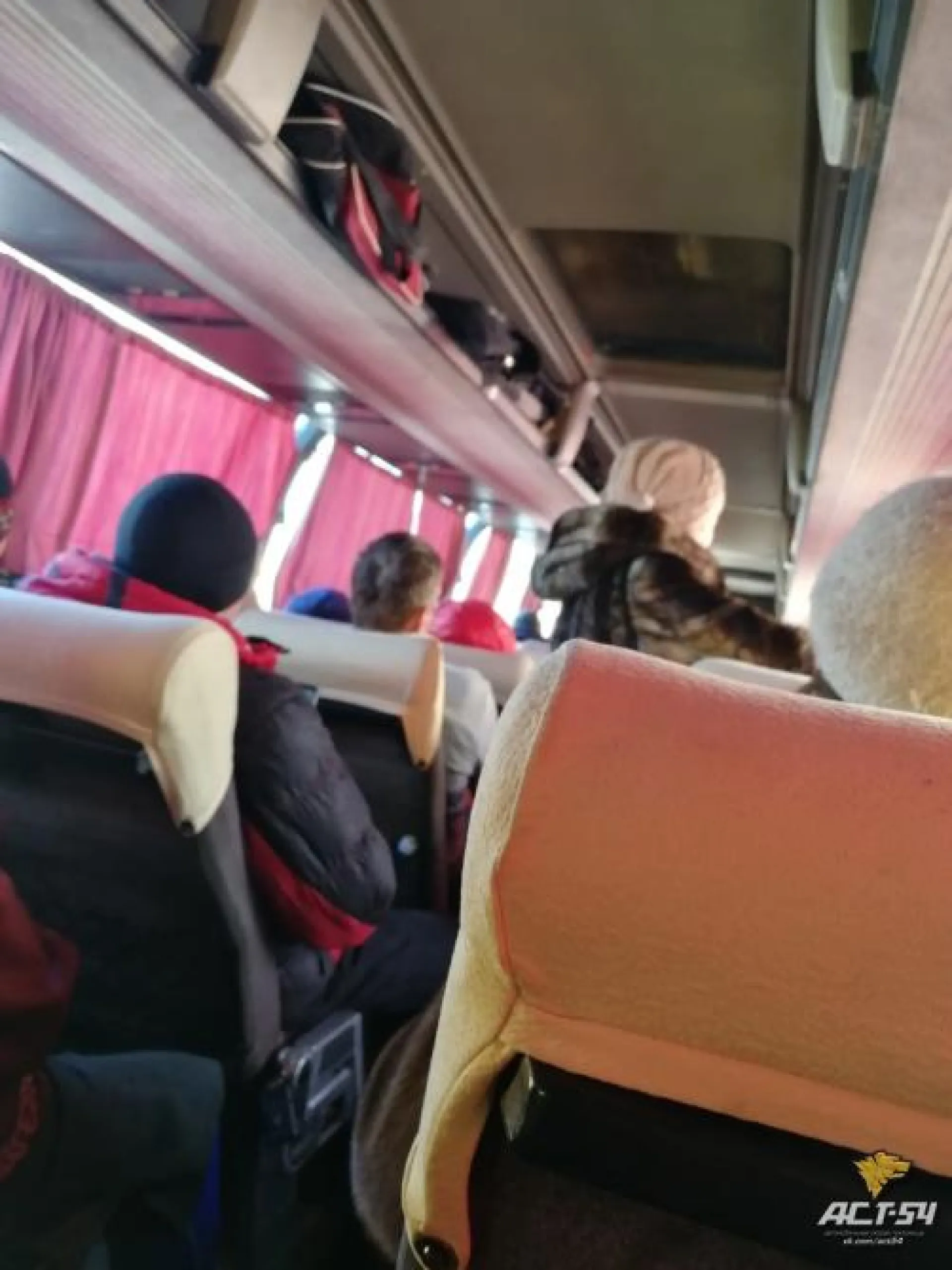 Топливо замёрзло в автобусе на трассе в Алтайском крае