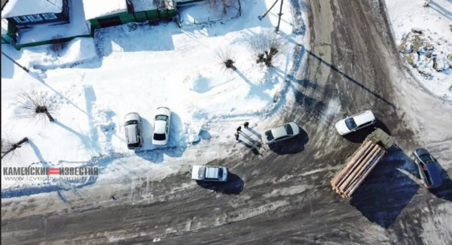 Фото: ДТП с участием лесовоза произошло в Алтайском крае