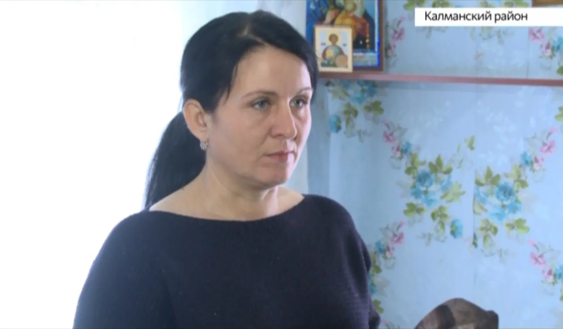 «Могу помочь»: многодетной маме нужна помощь, чтобы поменять обои