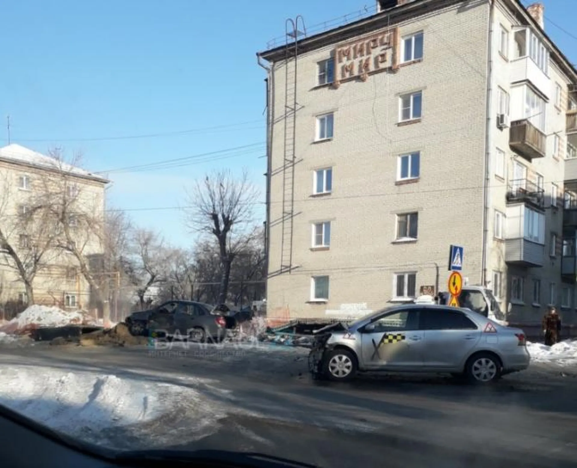 Авария с участием учебного автомобиля произошла в Барнауле